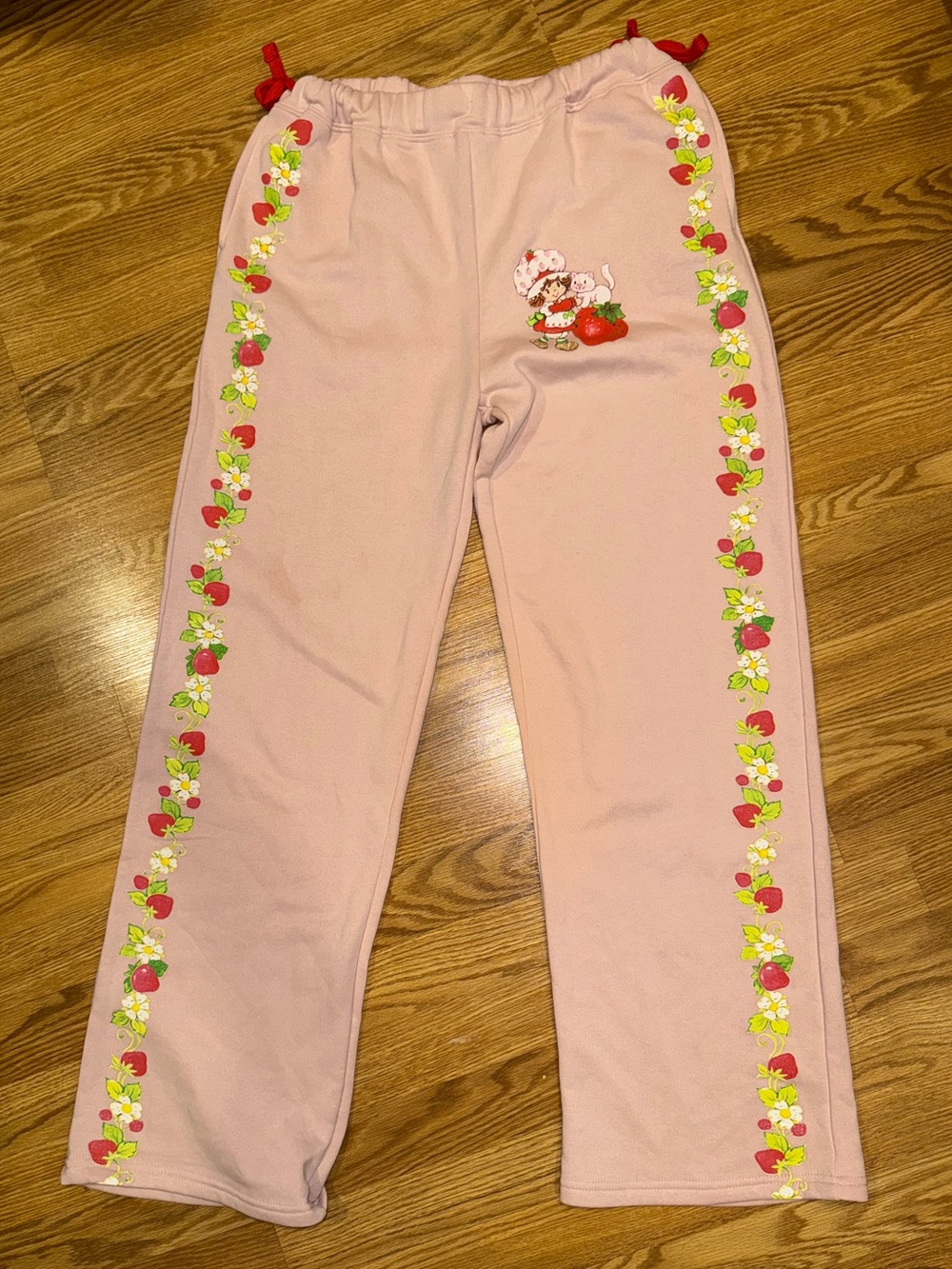 Box Lunch‎ Strawberry Shortcake Drawstring Waist Pink Sweatpants sz Large